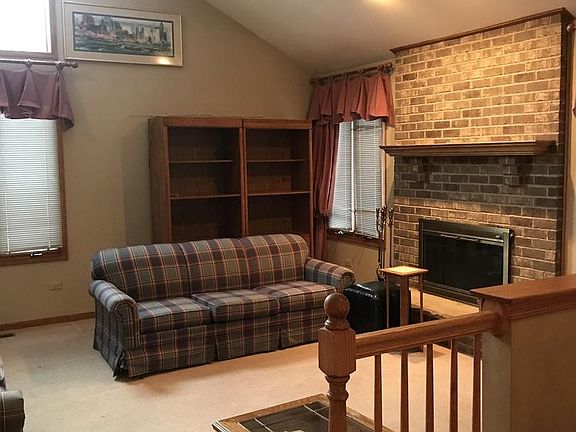 2nd image of 10690 Brookridge Dr