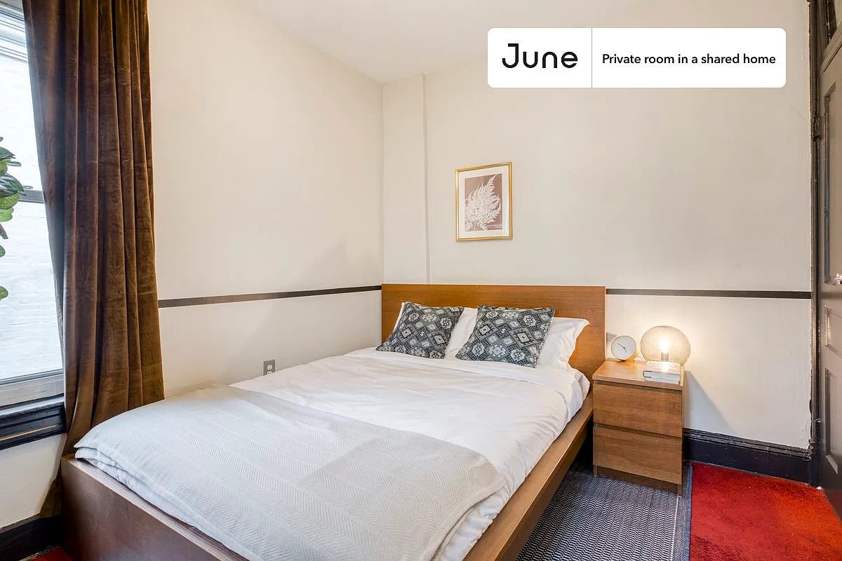 Full bedroom in 4 bed/2 bath home in Columbia Heights #174 2B — Photo 1