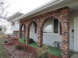 445 Hilltop Ave, Owatonna, MN 55060