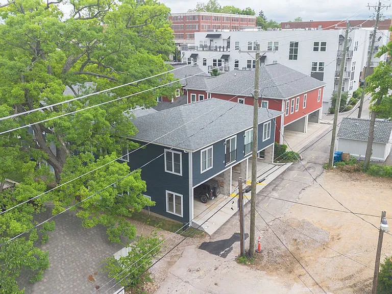 626 N College Ave — Photo 20