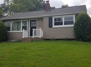 1215 Drayton Ave, Saint Louis, MO