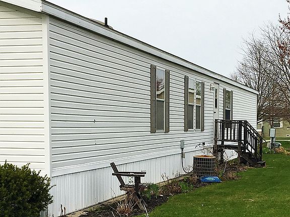 2nd image of 7490 Pinto Dr SE