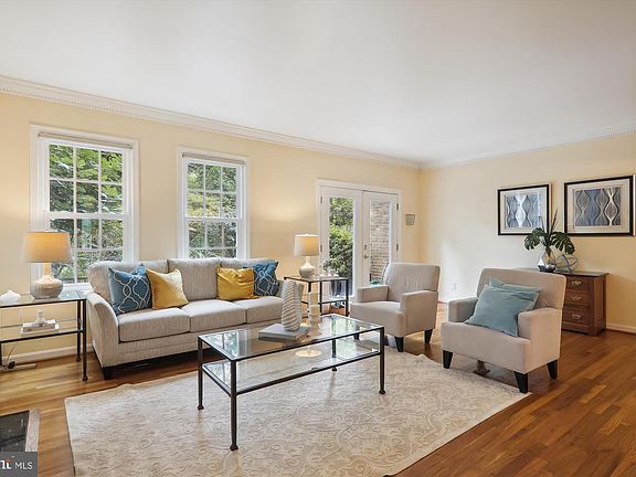 4th image of 3509 Hamlet Pl #1105