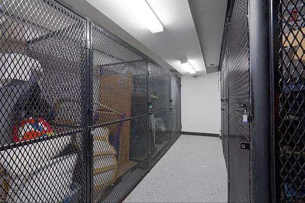 Rented by Arwell Realty | media 36