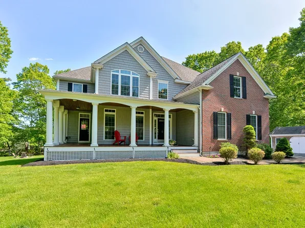 14 Fatima Dr, Ashland, MA 01721