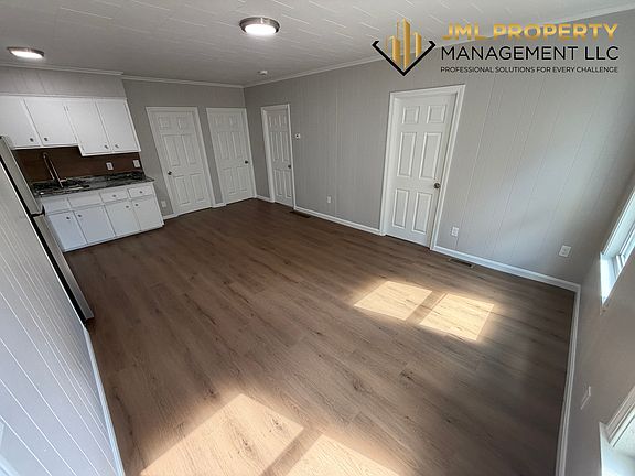 2nd image of 52 Pitman St #1E