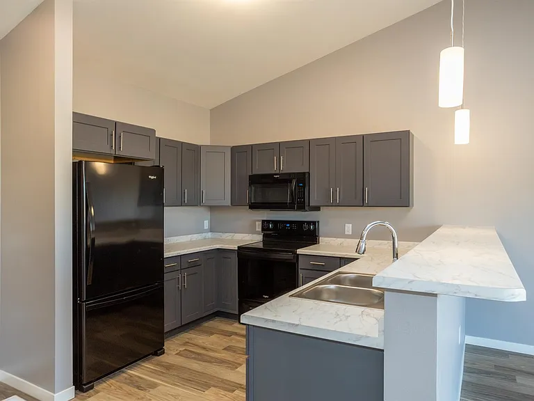 Jefferson Heights Apartments, LLC — Photo 12