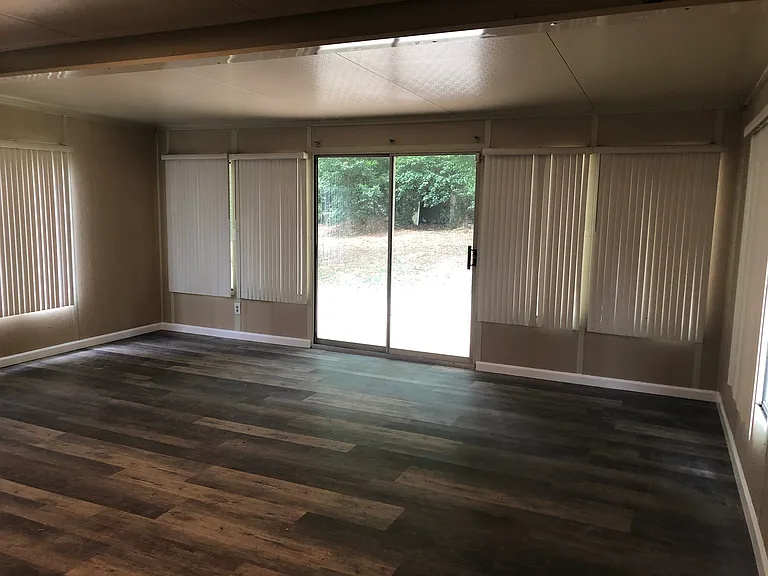 1165 Sharonton Dr — Photo 2