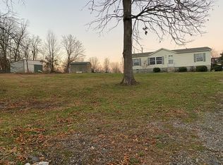 120 Kurtz Dr, Brandenburg, KY 40108