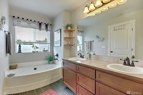 6919 38th Ave SE — Photo 12