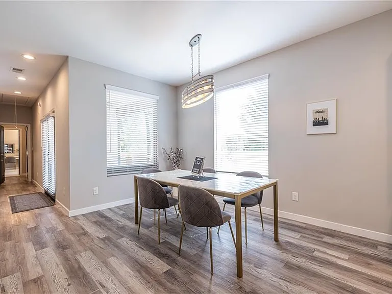 1450 May Ave SE — Photo 8