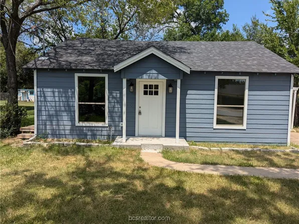 1418 Park St, Bryan, TX 77803