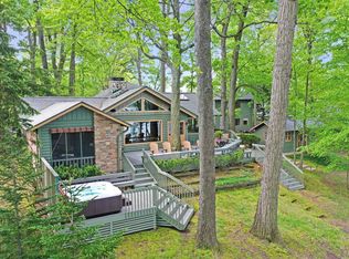 11258 Point Rd, Three Rivers, MI 49093