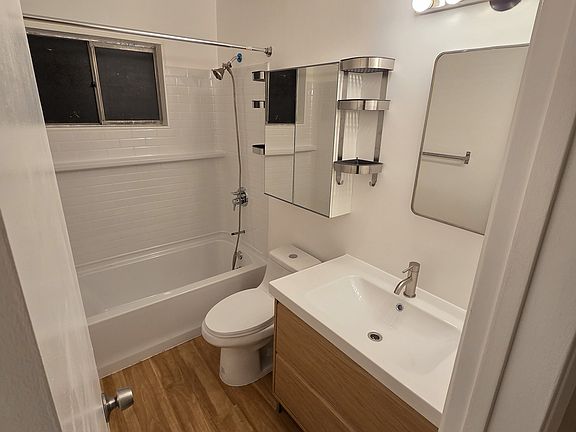 2nd image of 153 Marion Ave #O