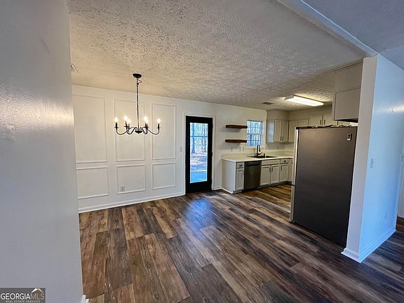 5th image of 138 W Fork Way