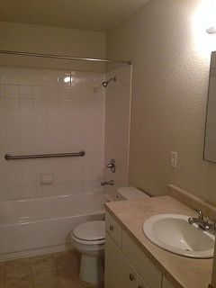 5th image of 240 Linden St APT 108