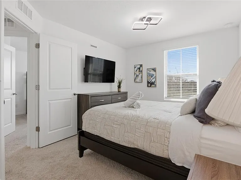 710 Longboat Dr — Photo 23