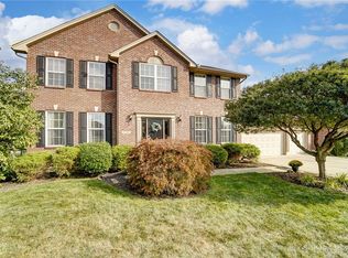 9302 Maxwells Xing, Centerville, OH 45458