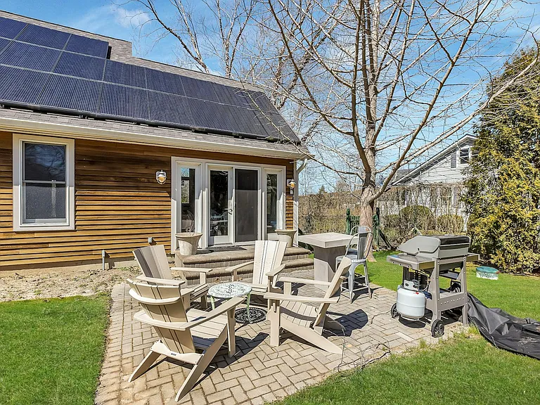6 Nidzyn Ave — Photo 25