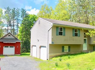 1604 David Ln, Effort, PA 18330
