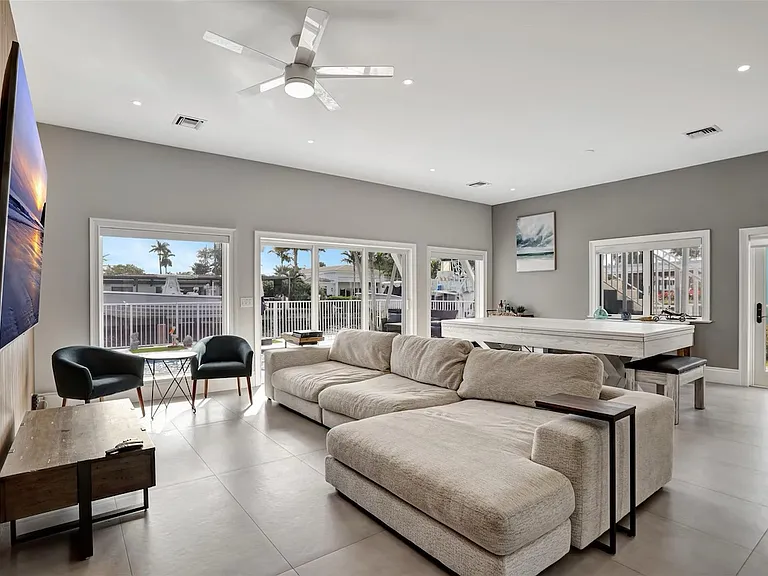 1304 Mandarin Isle — Photo 7