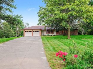 13707 S 127th St, Springfield, NE 68059