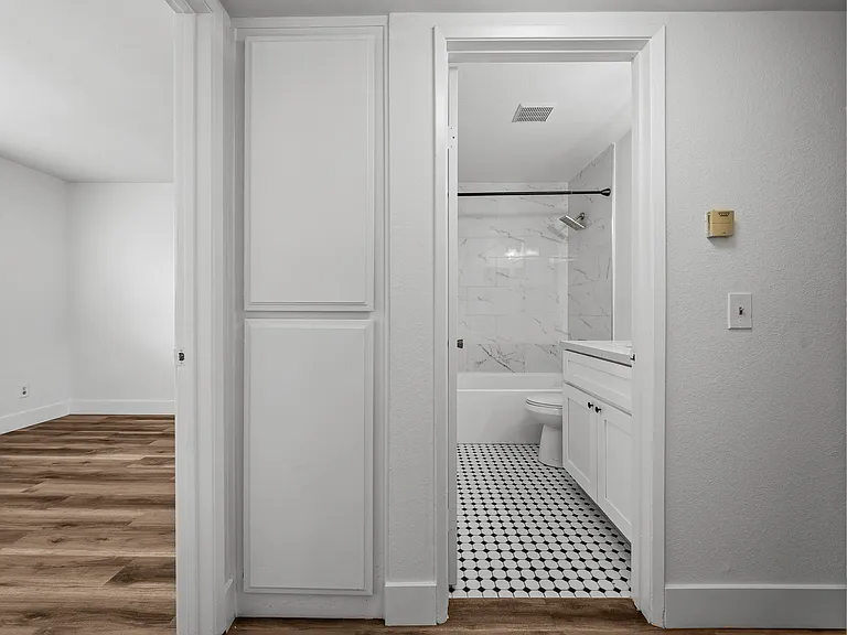 4114 Ohio St #103 — Photo 18