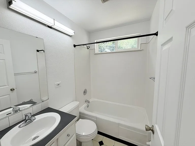 9823 31st Ave SW — Photo 11