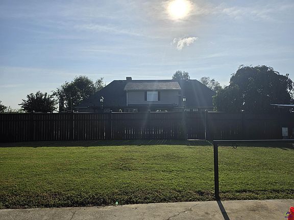 2nd image of 1252 Brock Rd