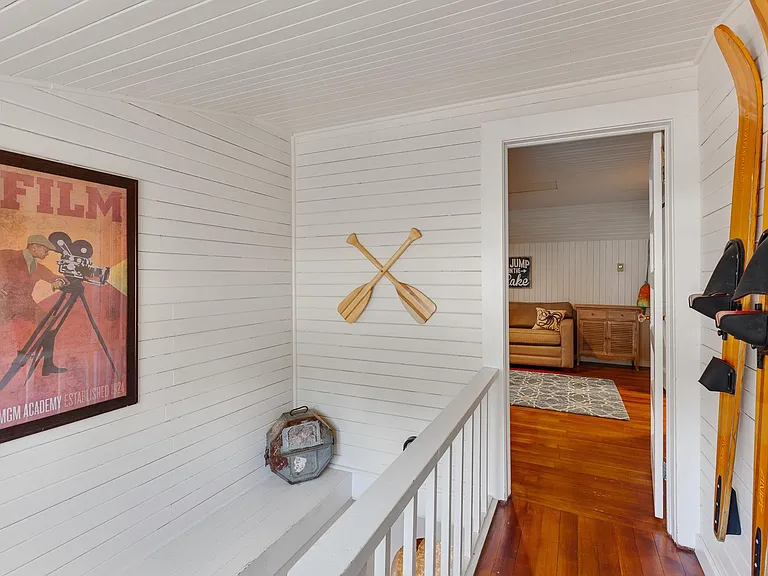 717 E Lakeside Ave — Photo 24