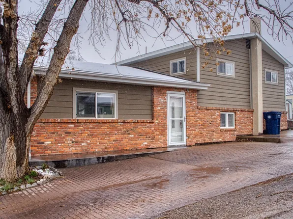 413 N Yellowstone Ave, Moorcroft, WY 82721