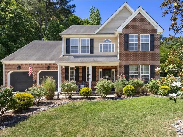 1029 English Oak Dr, Suffolk, VA 23434