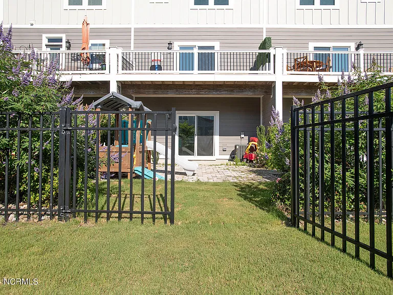 220 Gray Duck Dr — Photo 41