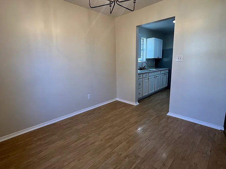 506 Malone Cir — Photo 3