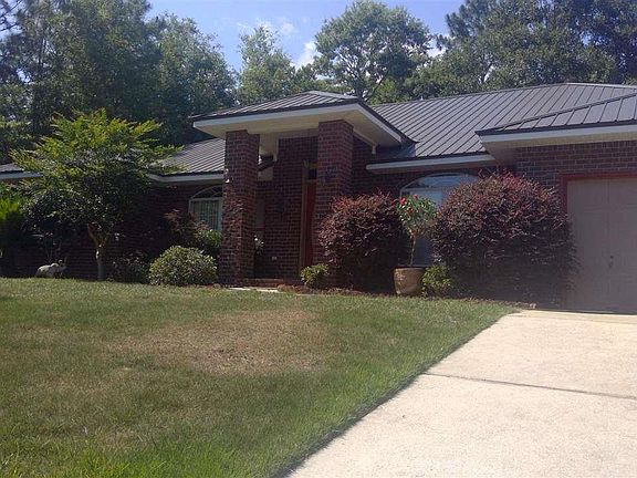 3rd image of 1572 Pelican Point Dr