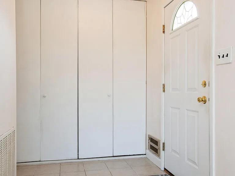 48 Watkins Rd — Photo 4