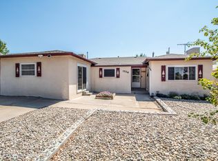 1526 Santiago Ave, Farmington, NM 87401