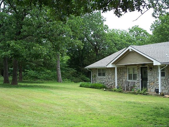 3rd image of 2508 W Oak Dr