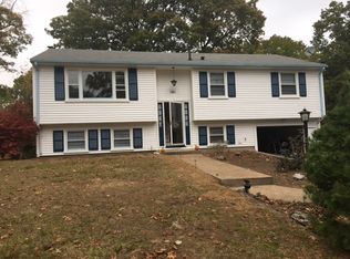 161 Stillwater Dr, Warwick, RI 02889
