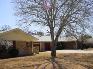 307-B Manor Dr, Kerrville, TX 78028