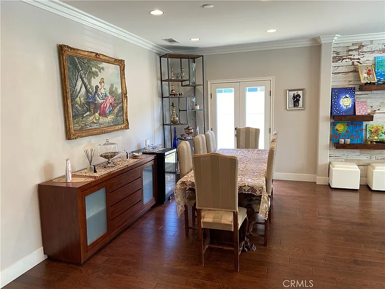 4470 Stansbury Ave — Photo 15