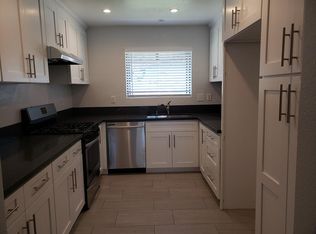 746 W Foothill Blvd, Monrovia, CA 91016