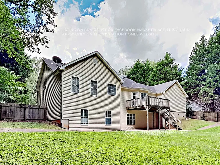 7410 Morning Dew Dr — Photo 12