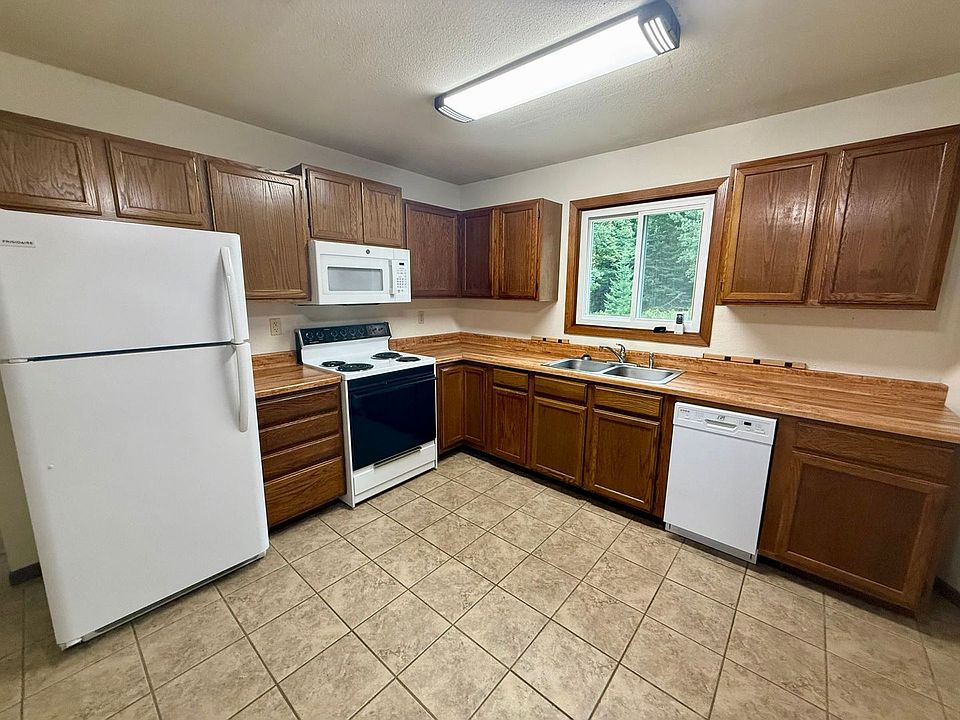 1st image of 149517-149515 Wineberry Ln