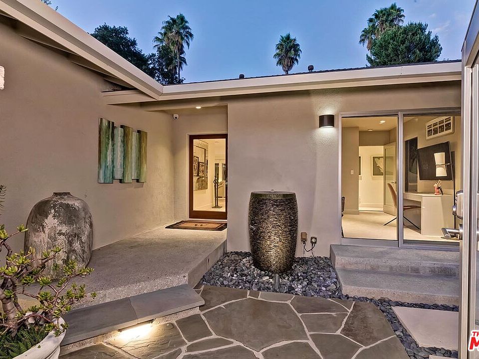 11545 Dona Cecilia Dr, Studio City, CA 91604 | MLS #26997145 | Zillow