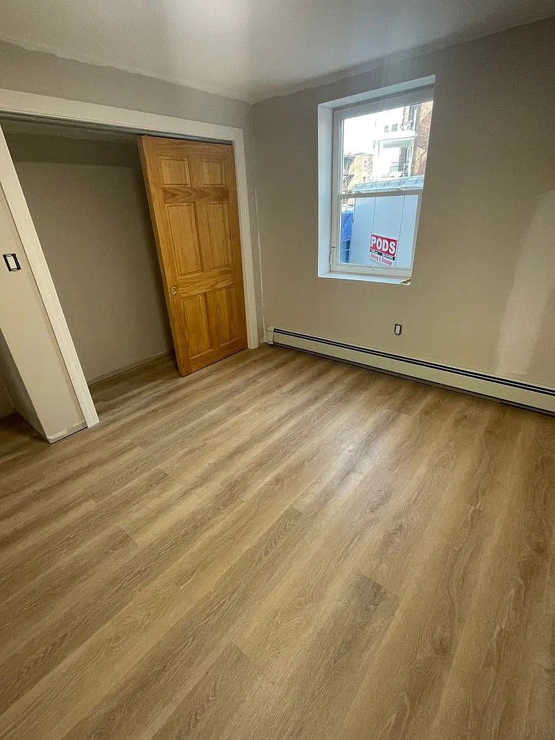 Brand new gut renovated unit near Boston University! — Photo 2