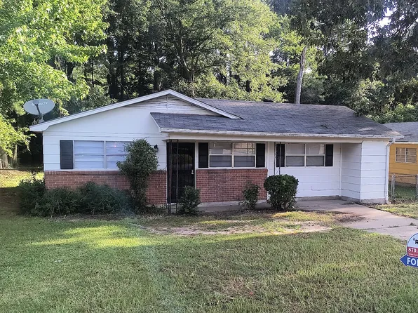 6115 Parker St, White Hall, AR 71602