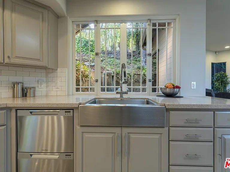 13480 Contour Dr — Photo 7
