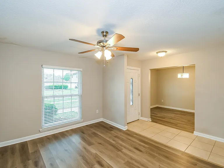 409 Sweet Jasmine Way — Photo 3