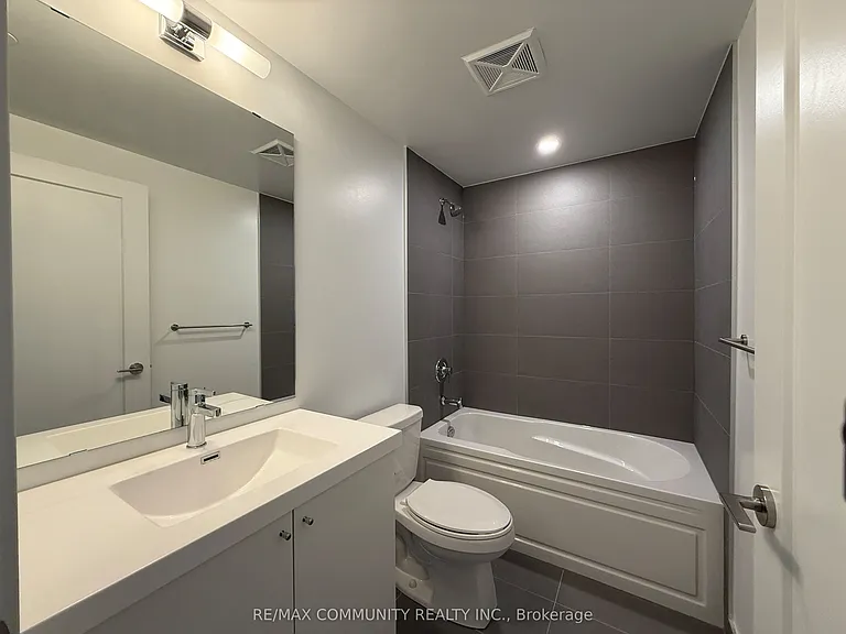2545 Simcoe St N #2611 — Photo 6